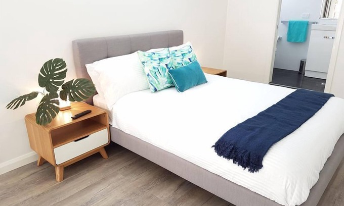 Port Macquarie Apartment | Pet-Friendly Tasman Pond Escape with 10/10 Guest Rating