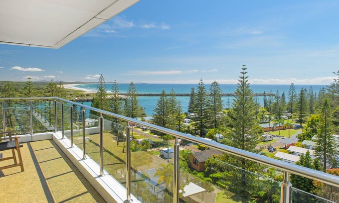 Port Macquarie Apartment | Scenic Views and Family-Friendly Amenities in Port Macquarie