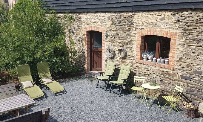 Cetturu House | Stylishly Furnished Holiday Residence with Kitchen & Breakfast