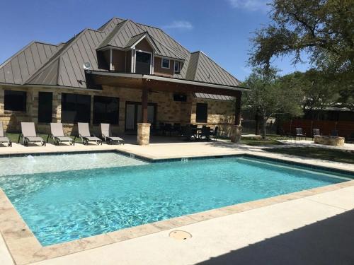 Concan House | Relaxing Retreat at Tatanka with Pool & Family-Friendly Fun