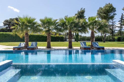 Kifisia Villa | Discover Tatoi Estate with Pool and Oceanfront Views