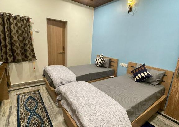 Varanasi House | Family-Friendly Tattva B&B with Hot Tub & High Ratings