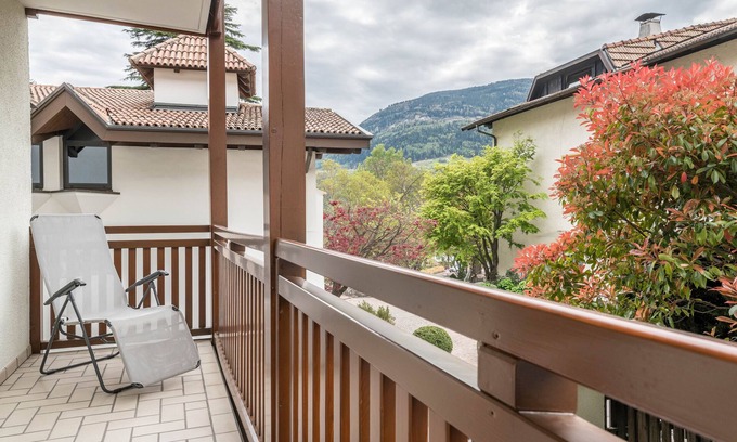 Parcines Apartment | Scenic Taufner Apartment B 102 with Garden & Mountain View