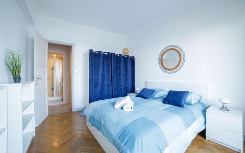 Dakar-Plateau Apartment | Experience Tawfekh 221: Family-Friendly with Pool & Hot Tub