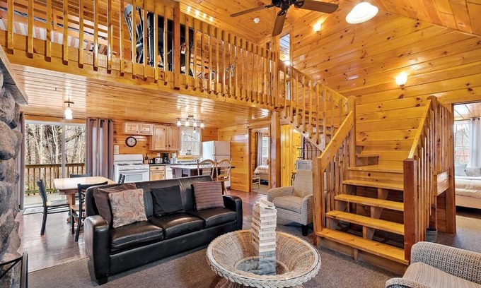 Weirs Beach House | Experience Taylor House: Pet-Friendly Retreat with Pool
