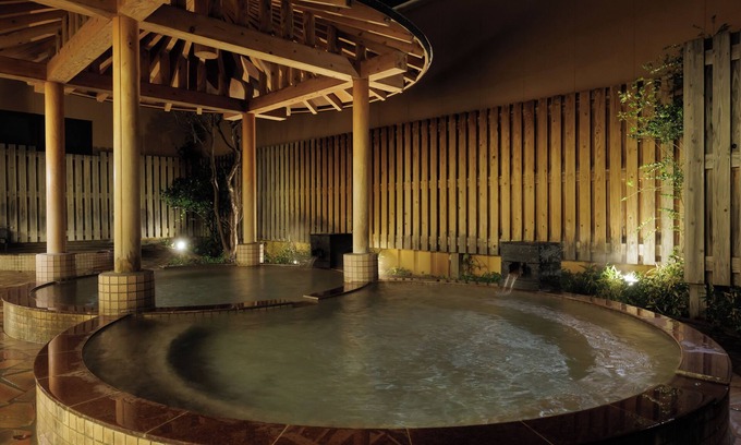Senboku Hotel | Relax at Tazawako Lake Resort & Onsen with Spa Amenities