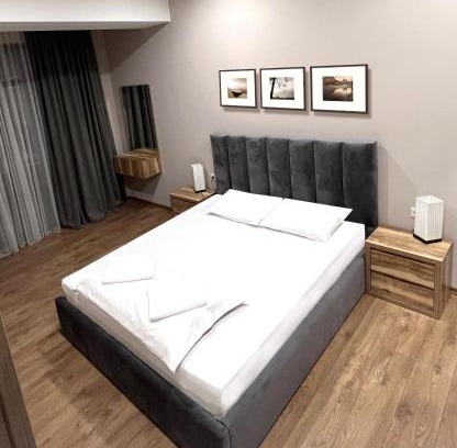 Avlabari Apartment | Prime Location Apartment in Old Tbilisi - Pet Friendly Stay