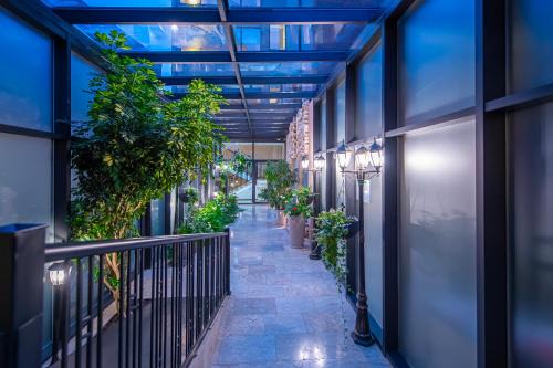 Avlabari Hotel | Exceptional Tbilisi Laerton Hotel with Ocean View & Spa
