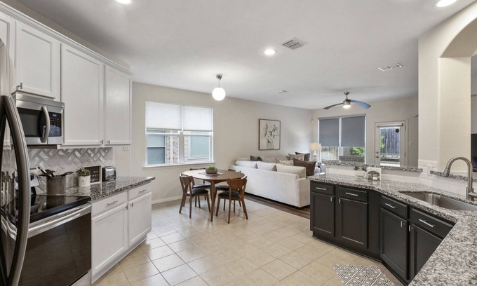 Little Elm House | Pet-Friendly 3BR/2BA Home in Little Elm - Perfect for Families