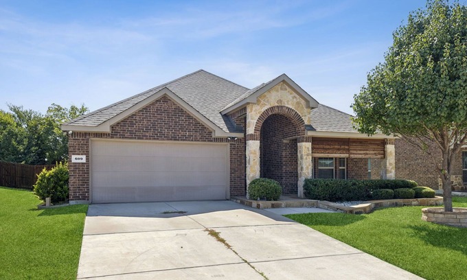 Oak Point House | TCH -Comfy 3bd/2ba home in Oak Point w/Workspace