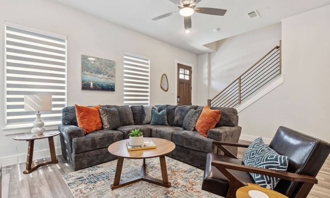 Vickery Meadow House | Pet-Friendly 3BR Home with Pool in Dallas