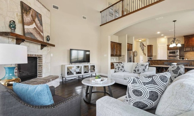 Frisco House | Family-Friendly 4BR Home with Kitchen in West Frisco