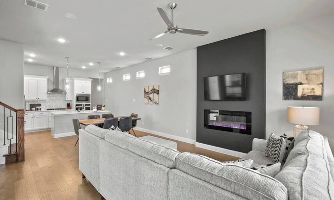 Frisco House | Ideal 4BR Home in Frisco - Pet & Child Friendly Retreat