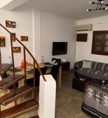 Bissau Apartment | Family-Friendly Tchada Duplex with 10/10 Guest Rating