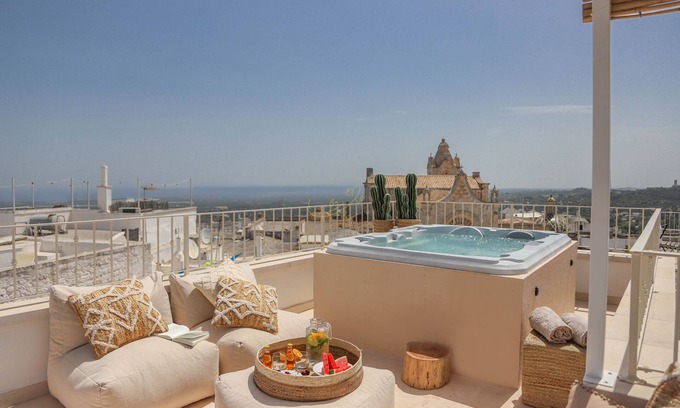 Ostuni Apartment | TD Terrazze di Carole Panoramic Terrace & Jacuzzi