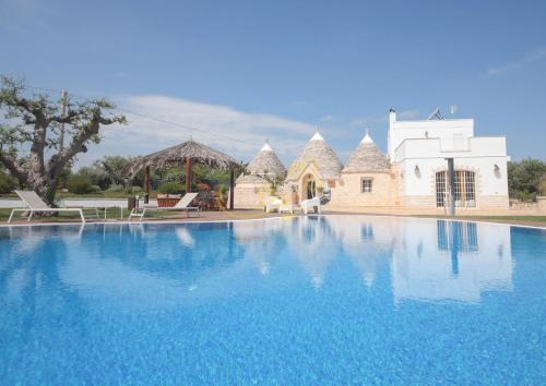 Monopoli House | Cozy Trulli Dimore - Trulli Bruco: Pet-Friendly Retreat
