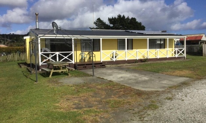 Te Hapua House | Discover Te Hapua Harborside - Sunshine House with Pool & Ocean Views
