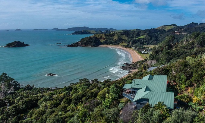Te Ngaire House | Te Koha: Hilltop Retreat with Oceanfront Views & Pool