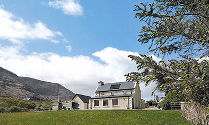 Kells House | Teach Cuas Gorm Kerry