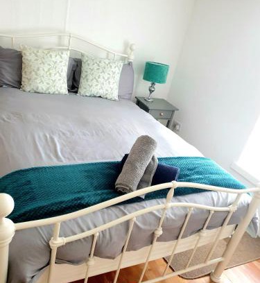 Dingle House | Discover Teach Eoin: Pet and Child Friendly Retreat