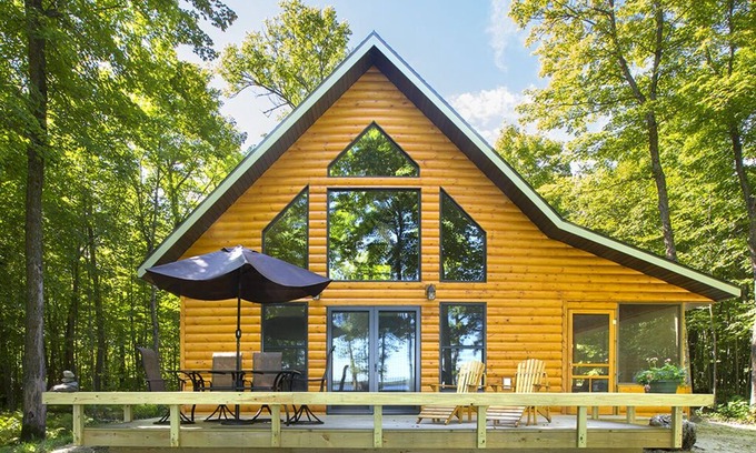 Richwood Cabin | Unforgettable Stay at Strawberry Lake Cabin with Ocean Views