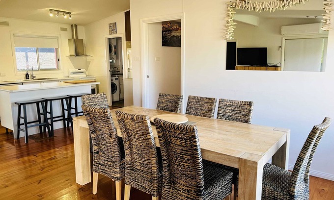 Waterhouse House | Guest Rated 10/10: Teddy's Shack for Families & Pets
