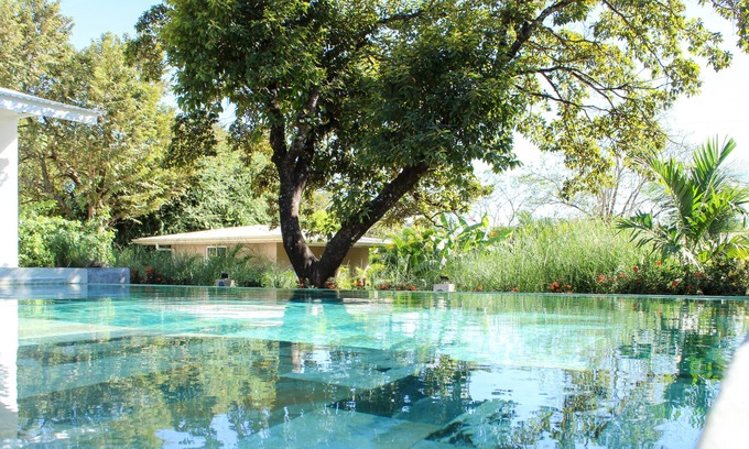 Tamarindo Bed & Breakfast | Relax at Tee-K Lodge with Pool, Spa & Family-Friendly Amenities