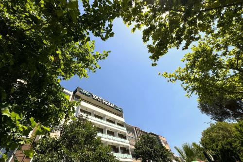 Suleymanpasa Hotel | Oceanfront Retreat at Tekirdağ Yat Hotel - Rated 8.7/10