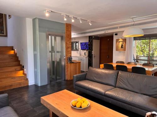 Tel Aviv Villa | TEL AVIV -yafo