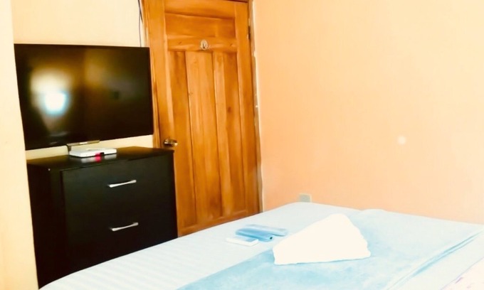 Tela Apartment | Relaxing TELA BEACH GETAWAY with Pool and Pet-Friendly Rooms