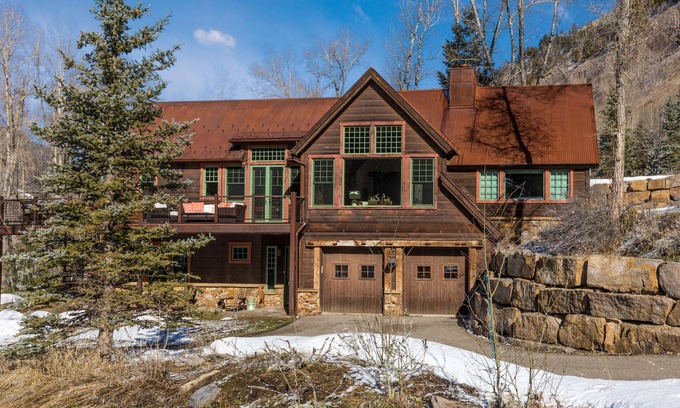 Telluride House | Scenic Telluride Riverfront House with Amazing Mountain Views