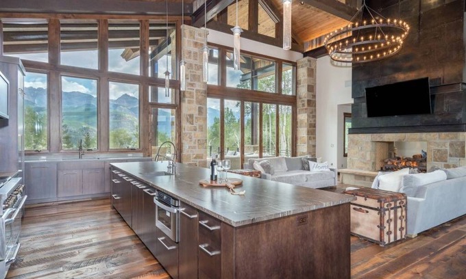 Timber Ridge House | Experience Telluride Views Estate Near Top Skiing & Amenities