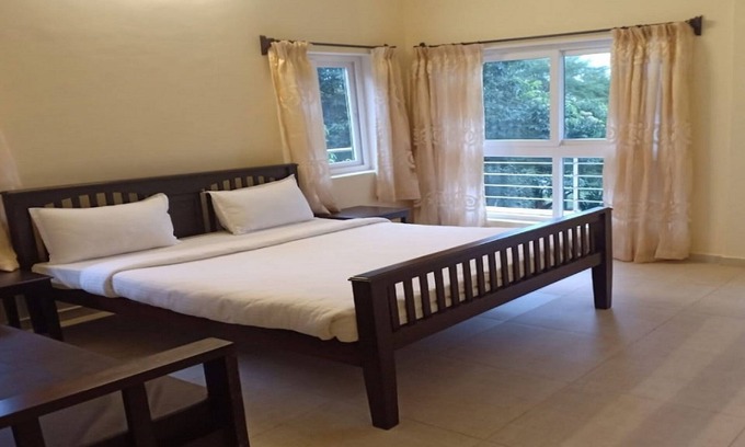Virudhunagar Hotel | Cozy Temple Tree Residence with Breakfast & Family Amenities
