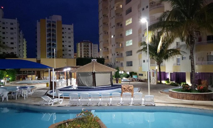 J Jeriquara Apartment | Relaxing Stay at Temporada em Caldas Novas - 4 Star Retreat