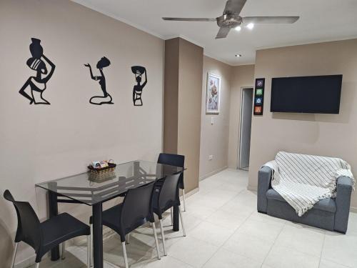 Corrientes Apartment | Convenient VaSan Apartment with Parking & Family Amenities