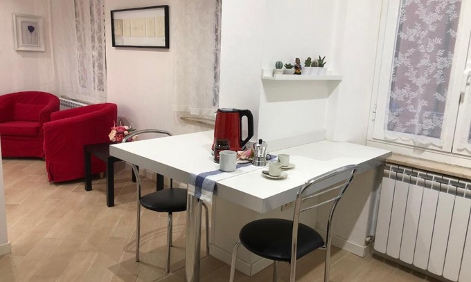 Historic Center Apartment | Discover Temporary House Vicolo Colombina - Rated 9/10!