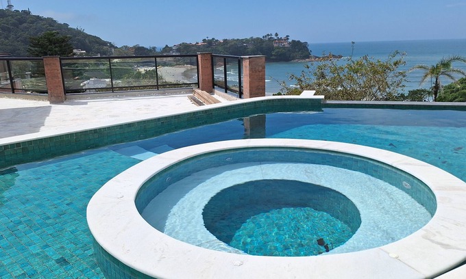 Ubatuba House | Tenório Casa Nova: Five Suites with Pool View & Spa