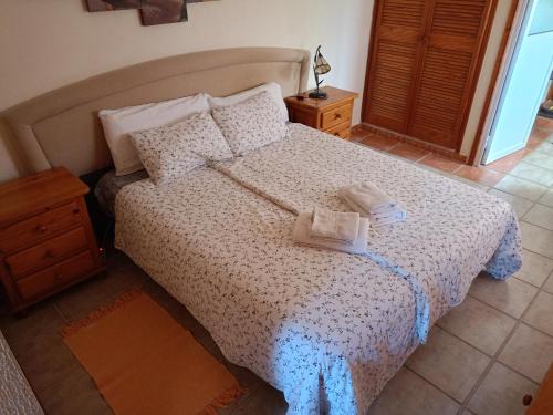 San Juan de la Rambla Apartment | Relax at El Hierro I with Oceanfront Amenities & Pool