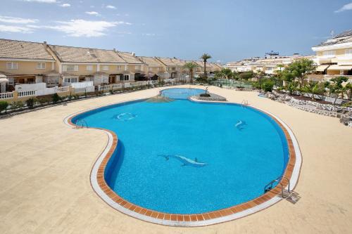 Arona Apartment | Delightful Tenerife Sur los Cristianos with Pool & Family Fun