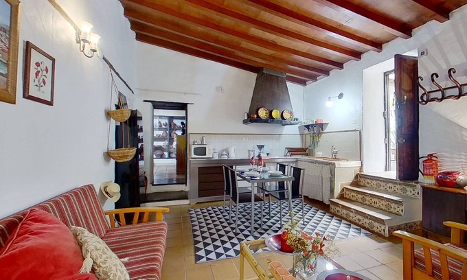 Valle de Guerra House | Relaxing Retreat at Tenerife Village Finca Paraiso