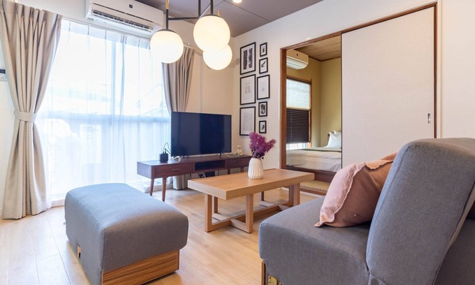 Nishinari Apartment | Prime Location: Tenka Chaya with Family-Friendly Amenities