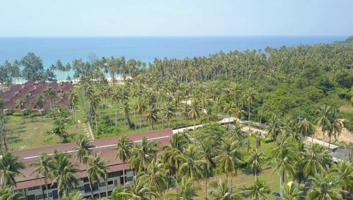 Ko Kood Other | Cozy Tent Room at Tapao Beach – Pet Friendly & Breakfast Included