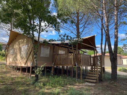 Vallon-Pont-d'Arc Other | Experience Tente chez Skate: Family-Friendly with Pool Access