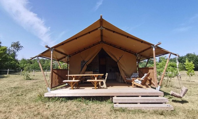 Sud Sarthe Other | Family-Friendly Tente Lodge for Up to 13 Guests