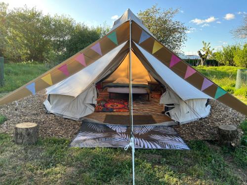Peault Other | Unique Glamping Experience with Pool and Ocean View