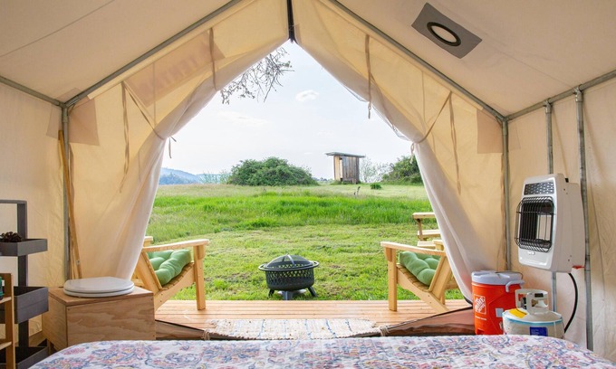 Central Point RV Rental | Tentrr Signature Site - Dueling Views at Lane Creek Reserve
