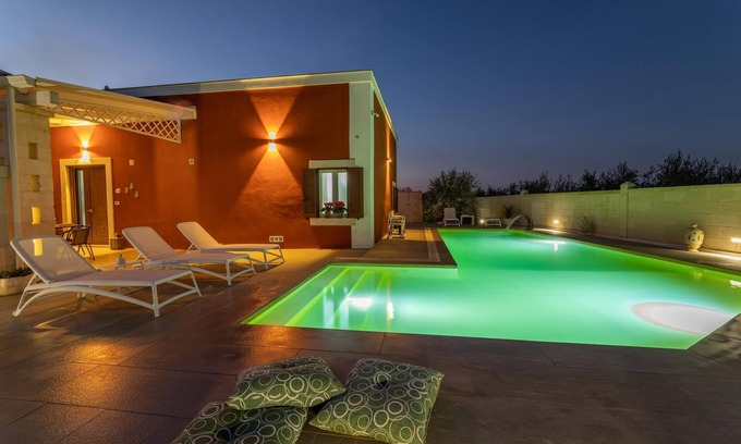Fasano Villa | Relax at Tenuta Del Sole in Fasano - Pool & Spa Retreat