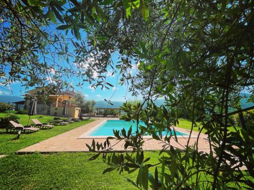 Acquasparta Resort | Discover Tenuta delle Acque: Oceanfront Poolside Retreat