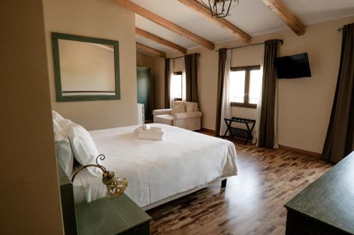 Caltagirone House | Discover Tenuta Valle delle Ferle: Pet-Friendly Retreat