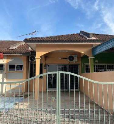 Bota Apartment | Teratak Bonda Homestay Seri Iskandar